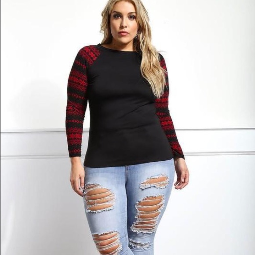 Curvy Printed Raglan Sleeve